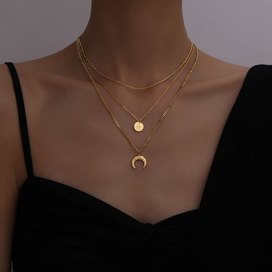 New Moon - 18K Gold plated Pendant Necklace
